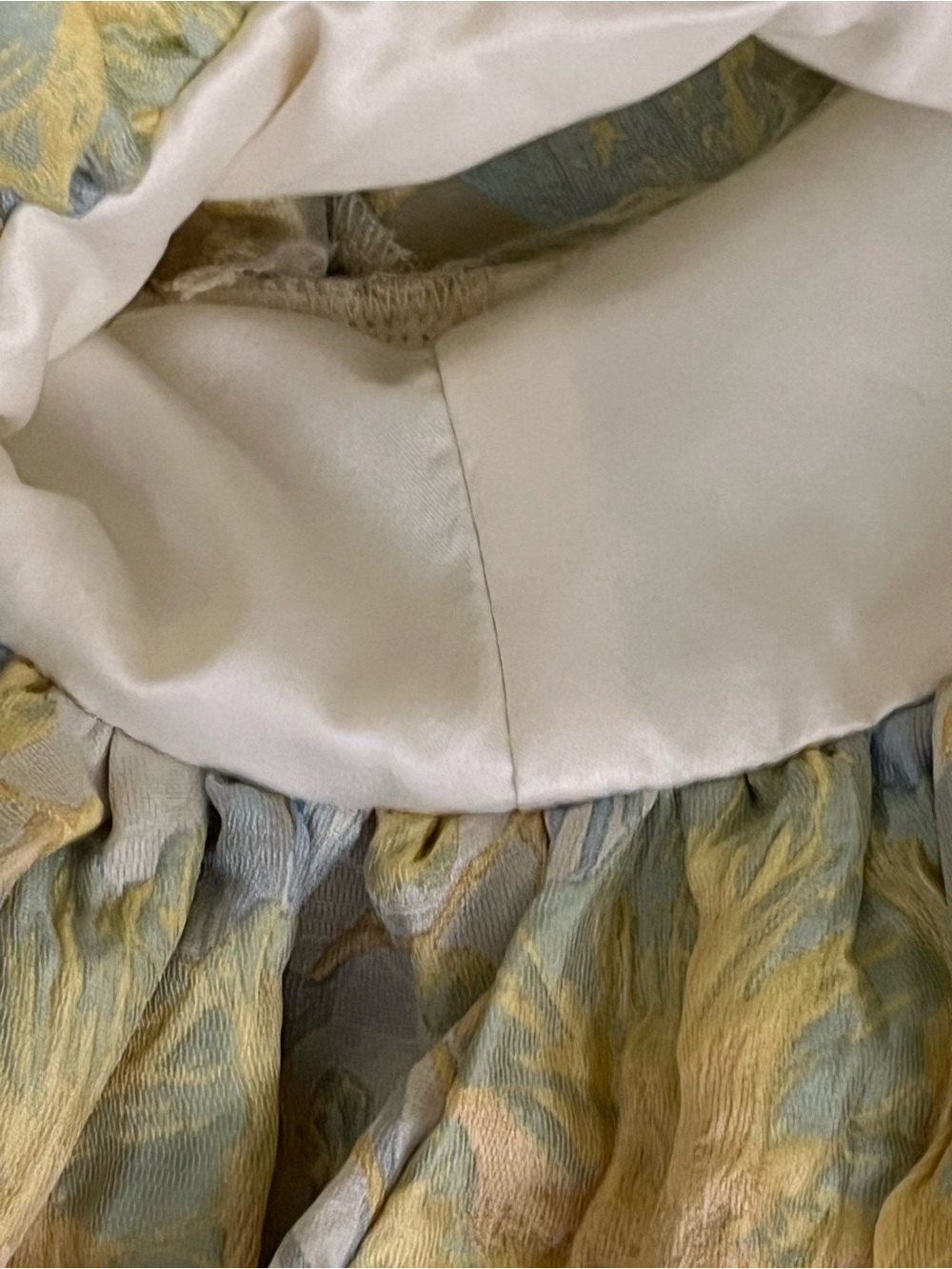 BROCADE DUSTER - Picture 10 of 11